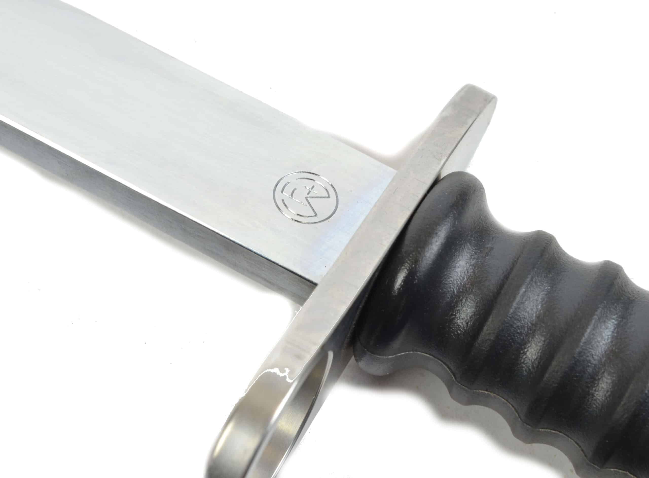 SWISS M57 BAYONET W/ SCABBARD BY WENGER - Image 3